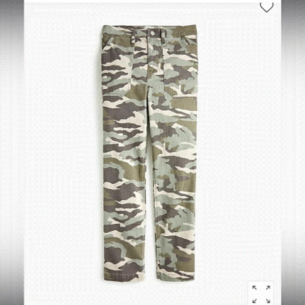 J Crew Straight-leg crop pant in camo soft sateen size 30